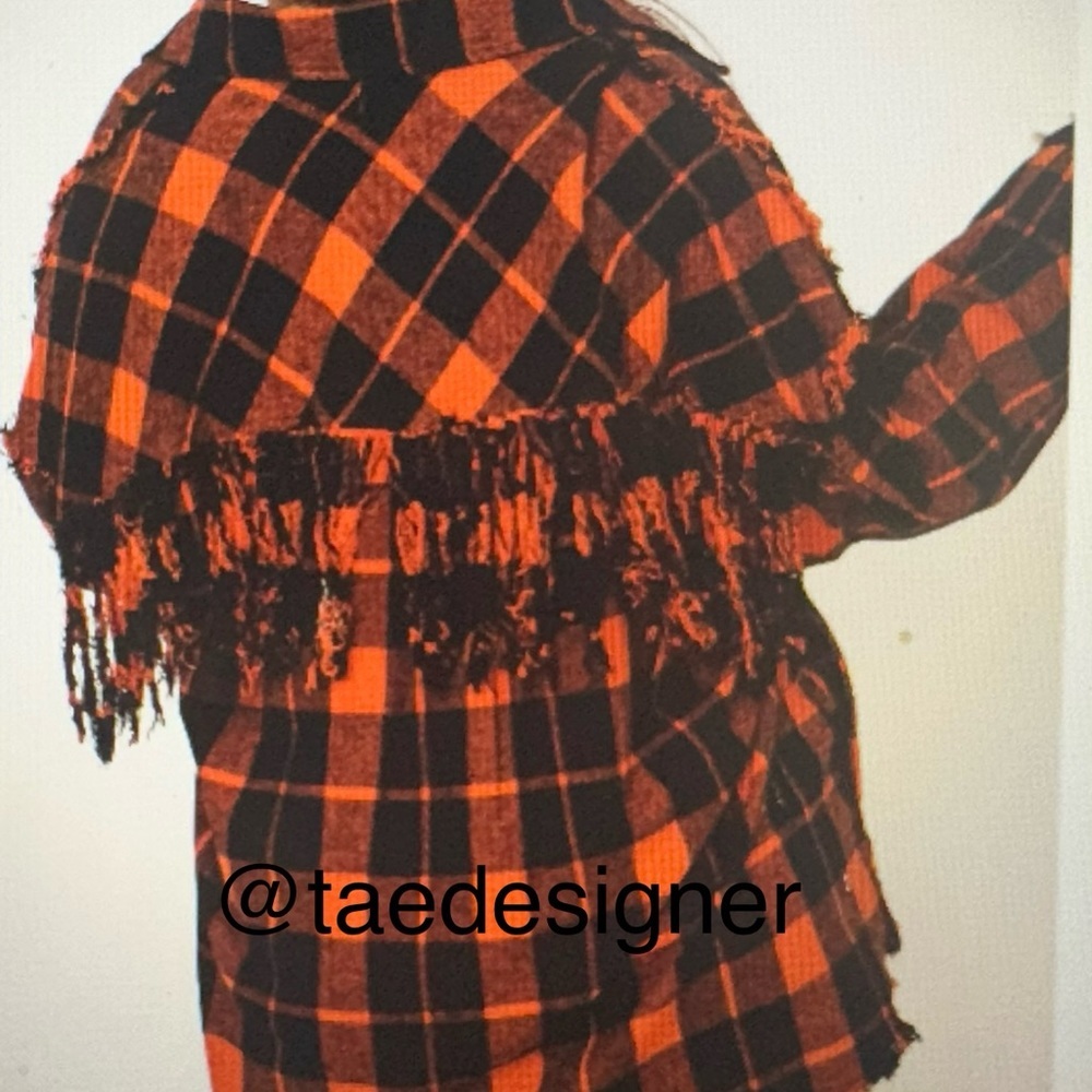 Oli & Hali Fringe Plaid Shacket. It’s oversized & relaxed for extra coziness.